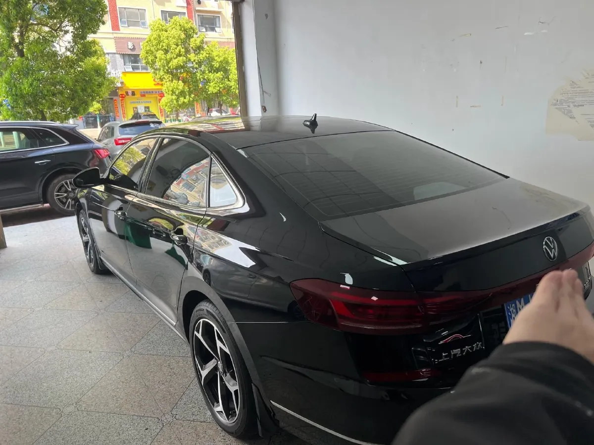 2024 Volkswagen Passat 2.0T 186HP L4 7DCT,autocango,china used car exporter,china ev exporter,chinese used car exporter,chinese used ev exporter