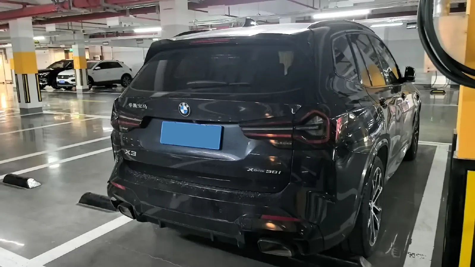 2022 BMW X3 2.0T 252HP L4 8AT,autocango,china used car exporter,china ev exporter,chinese used car exporter,chinese used ev exporter