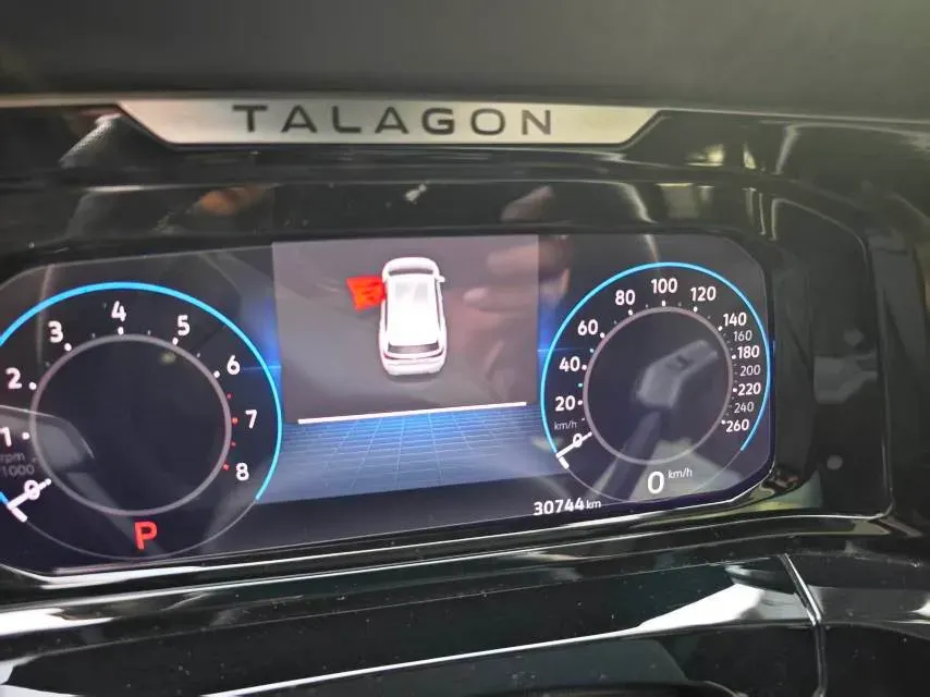 2024 Volkswagen Talagon 2.0T 220HP L4 7DCT,autocango,china used car exporter,china ev exporter,chinese used car exporter,chinese used ev exporter