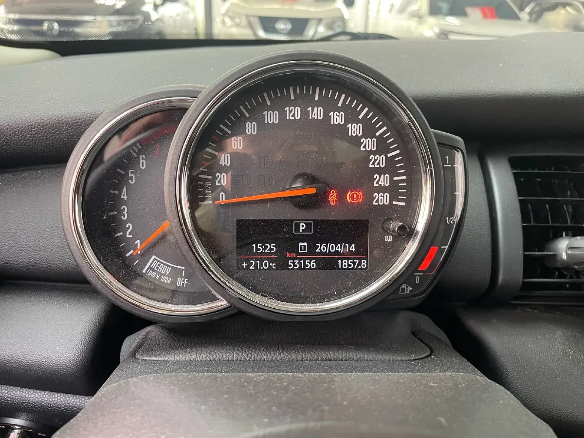 2020 MINI MINI 1.5T 102HP L3 7DCT,autocango,china used car exporter,china ev exporter,chinese used car exporter,chinese used ev exporter