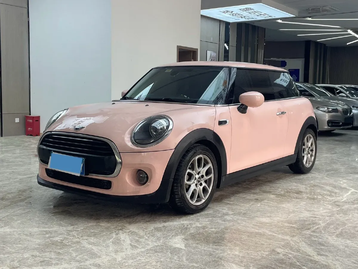 2020 MINI MINI 1.5T 102HP L3 7DCT,autocango,china used car exporter,china ev exporter,chinese used car exporter,chinese used ev exporter