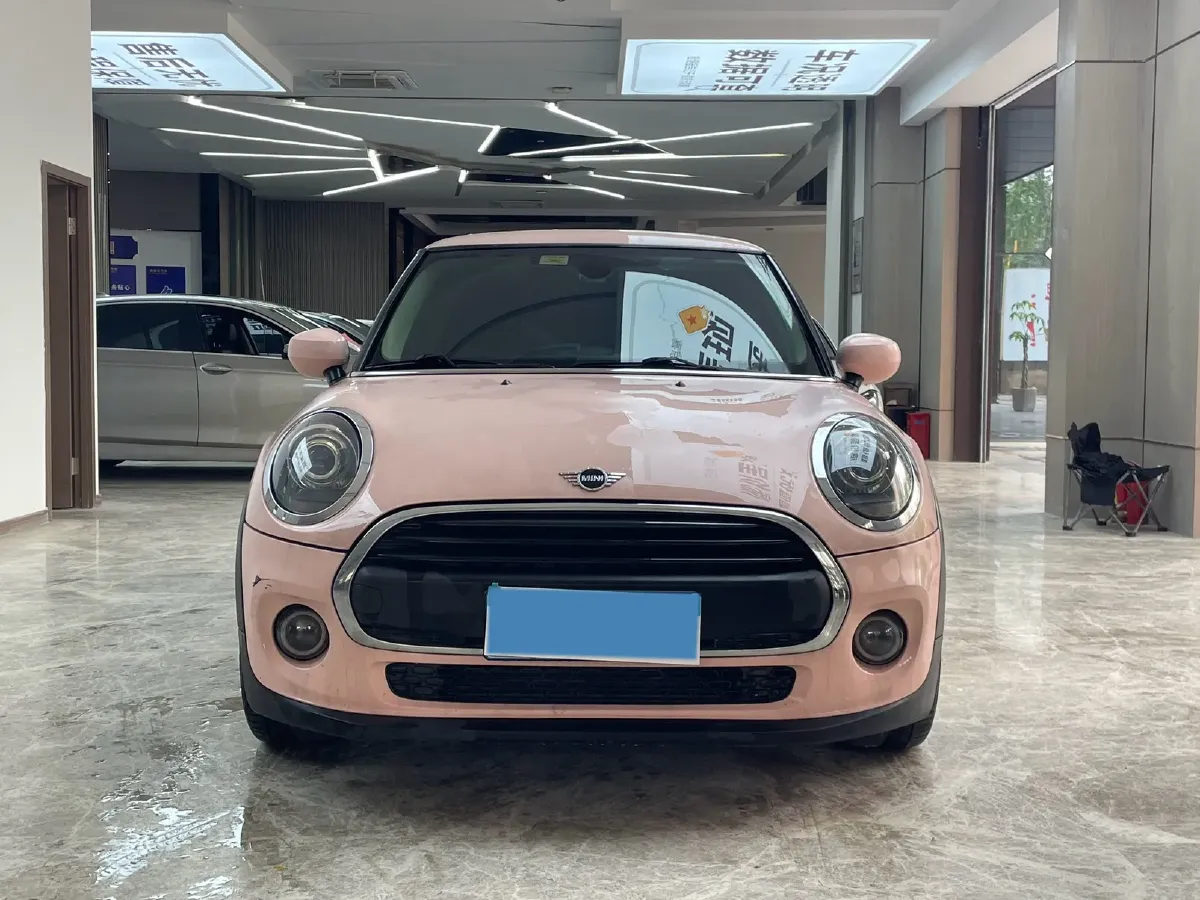 2020 MINI MINI 1.5T 102HP L3 7DCT,autocango,china used car exporter,china ev exporter,chinese used car exporter,chinese used ev exporter