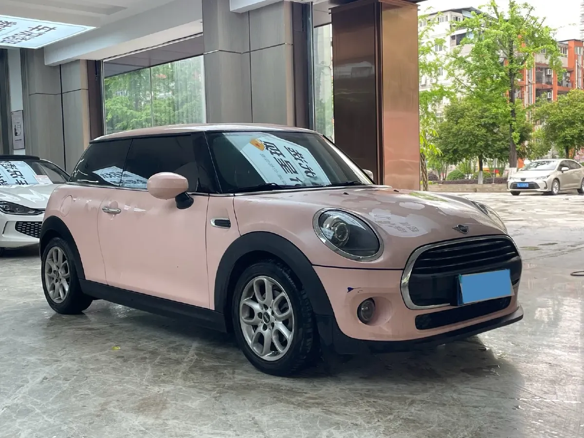 2020 MINI MINI 1.5T 102HP L3 7DCT,autocango,china used car exporter,china ev exporter,chinese used car exporter,chinese used ev exporter