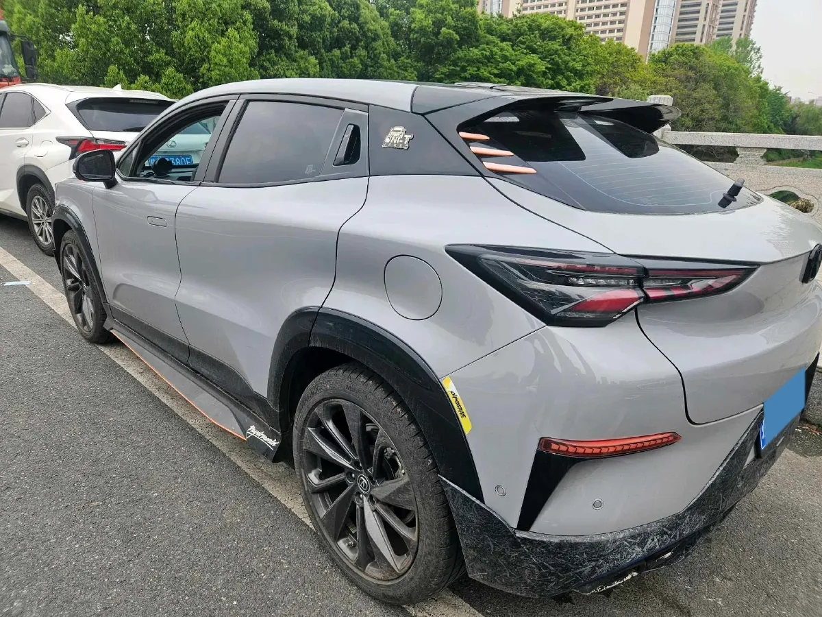 2020 ChangAn UNI-T 1.5T 180HP L4 7DCT,autocango,china used car exporter,china ev exporter,chinese used car exporter,chinese used ev exporter