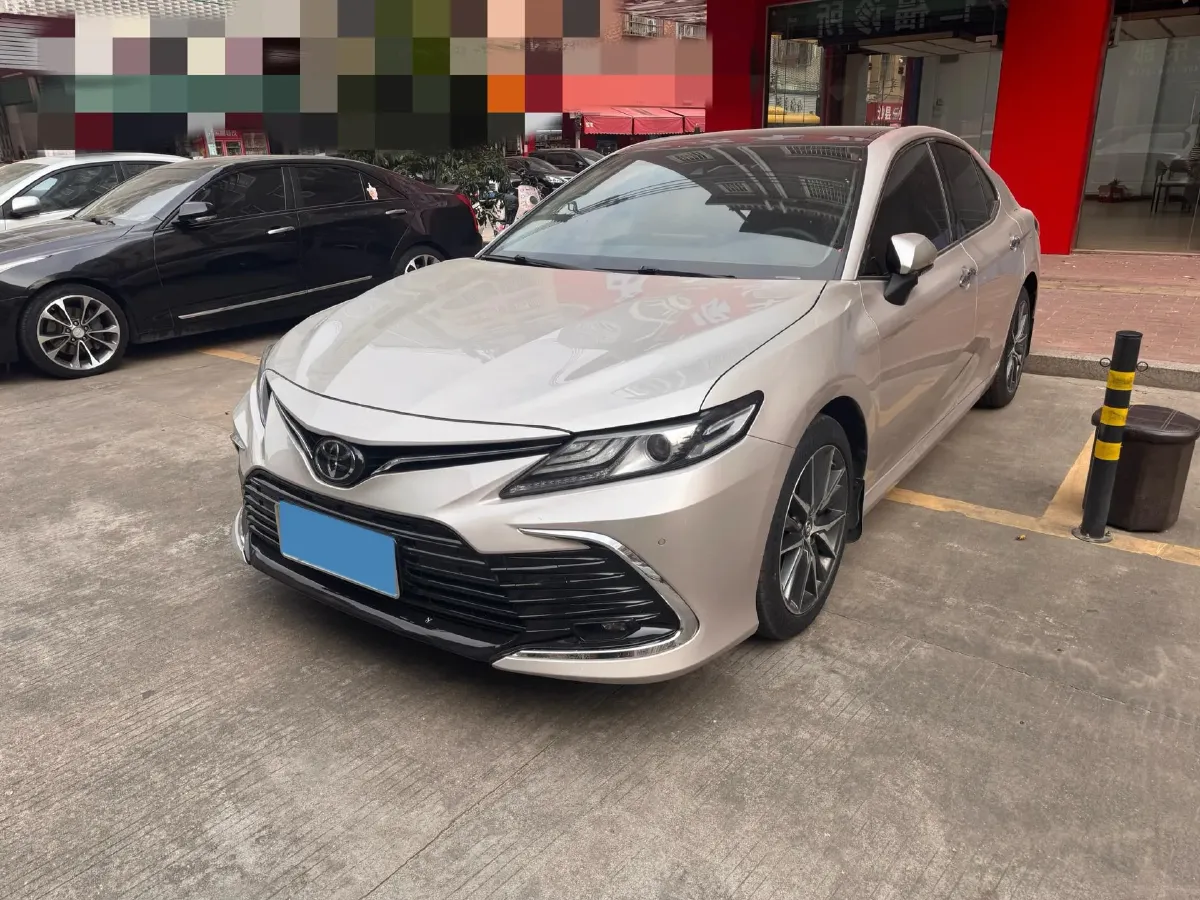 2021 Toyota Camry 2.5L 209HP L4 8AT,autocango,china used car exporter,china ev exporter,chinese used car exporter,chinese used ev exporter