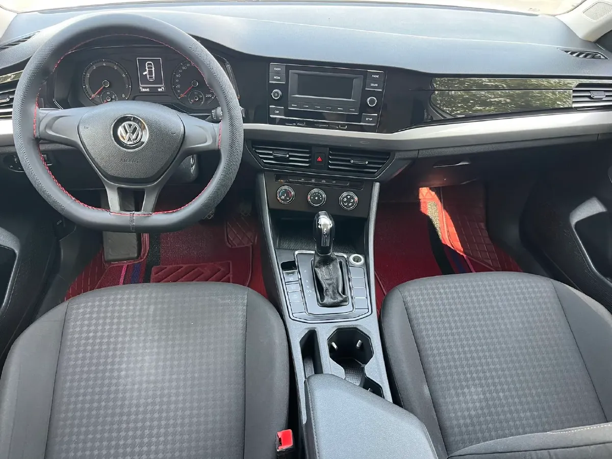 2020 Volkswagen Bora 1.5L 113HP L4 6AT,autocango,china used car exporter,china ev exporter,chinese used car exporter,chinese used ev exporter