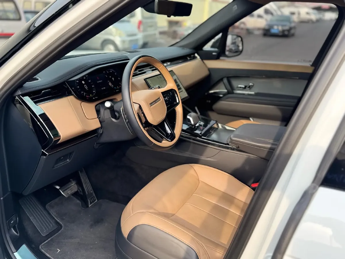 2024 Land Rover Range Rover Sport 3.0T 400HP L6 8AT,autocango,china used car exporter,china ev exporter,chinese used car exporter,chinese used ev exporter