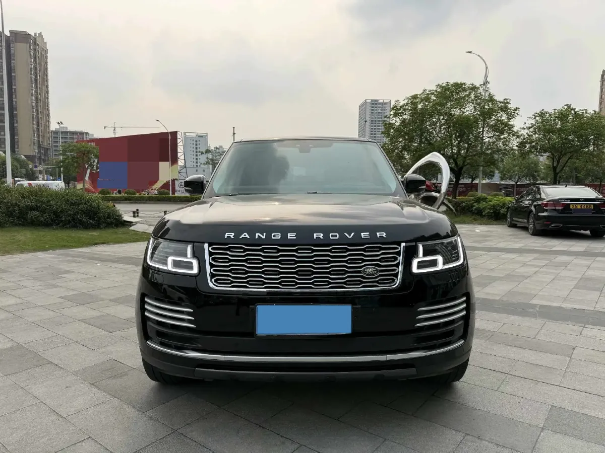 2018 Land Rover Range Rover Evoque 2.0T 241HP L4 9AT,autocango,china used car exporter,china ev exporter,chinese used car exporter,chinese used ev exporter