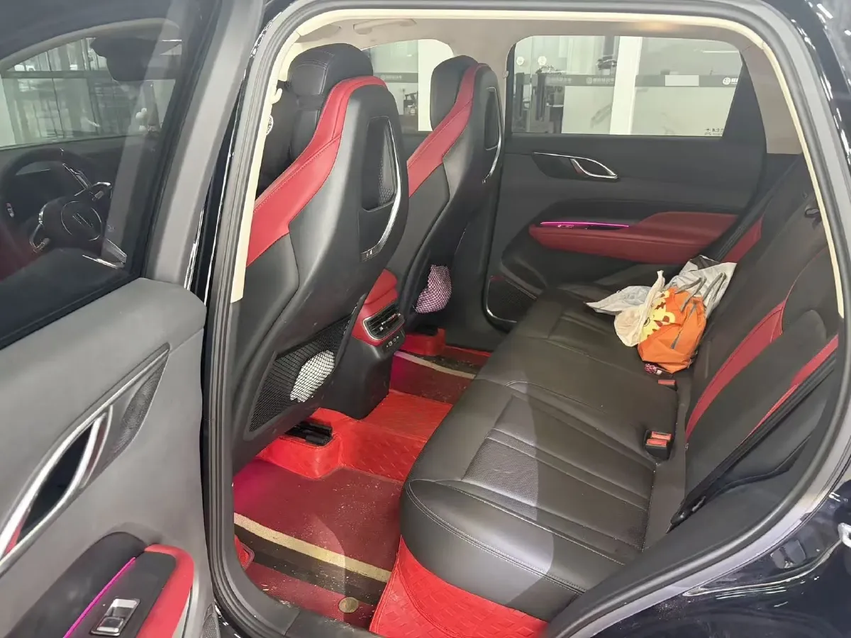 2023 HongQi HS3 1.5T 169HP L4 7DCT,autocango,china used car exporter,china ev exporter,chinese used car exporter,chinese used ev exporter