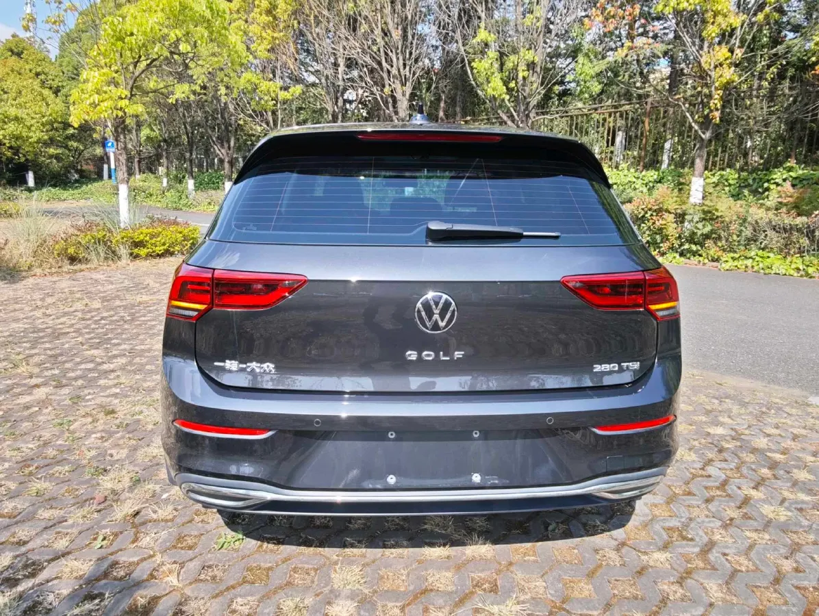 2023 Volkswagen Golf 1.4T 150HP L4 7DCT,autocango,china used car exporter,china ev exporter,chinese used car exporter,chinese used ev exporter