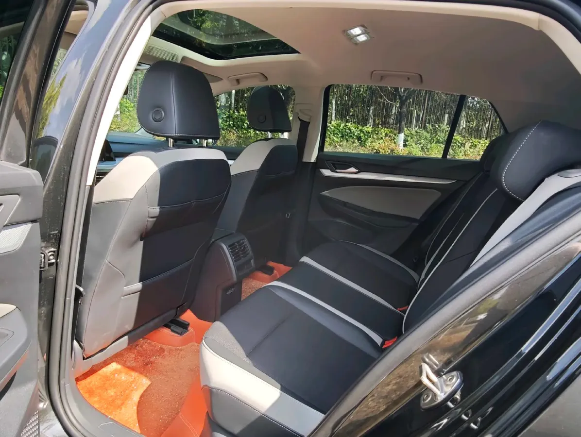 2023 Volkswagen Golf 1.4T 150HP L4 7DCT,autocango,china used car exporter,china ev exporter,chinese used car exporter,chinese used ev exporter