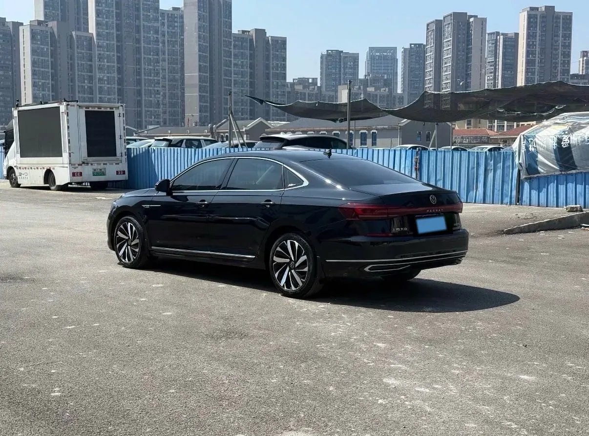 2024 Volkswagen Passat 2.0T 186HP L4 7DCT,autocango,china used car exporter,china ev exporter,chinese used car exporter,chinese used ev exporter