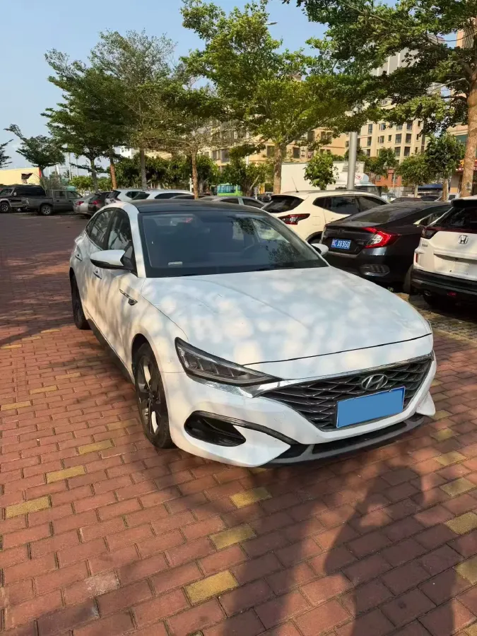 2019 Hyundai La Festa 1.6T 190HP L4 7DCT,autocango,china used car exporter,china ev exporter,chinese used car exporter,chinese used ev exporter