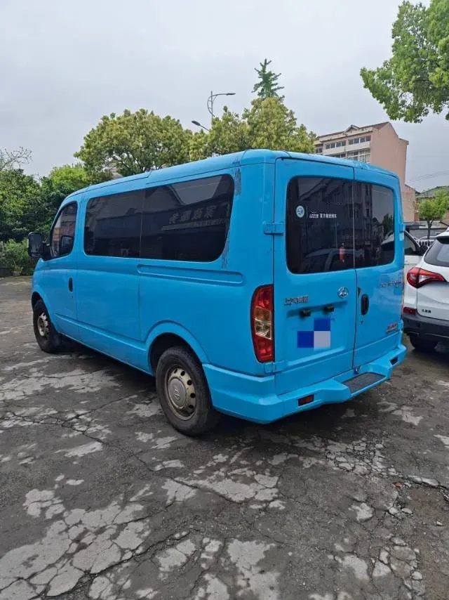 2018 MAXUS XinTu V80 2.5T 136HP L4 6MT,autocango,china used car exporter,china ev exporter,chinese used car exporter,chinese used ev exporter