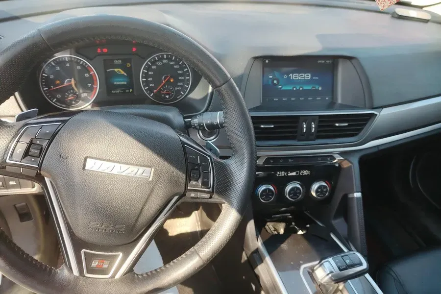 2018 Haval H6 1.5T 150HP L4 7DCT,autocango,china used car exporter,china ev exporter,chinese used car exporter,chinese used ev exporter