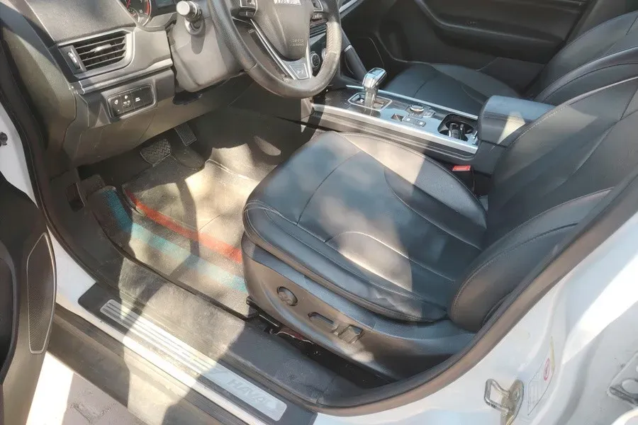 2018 Haval H6 1.5T 150HP L4 7DCT,autocango,china used car exporter,china ev exporter,chinese used car exporter,chinese used ev exporter