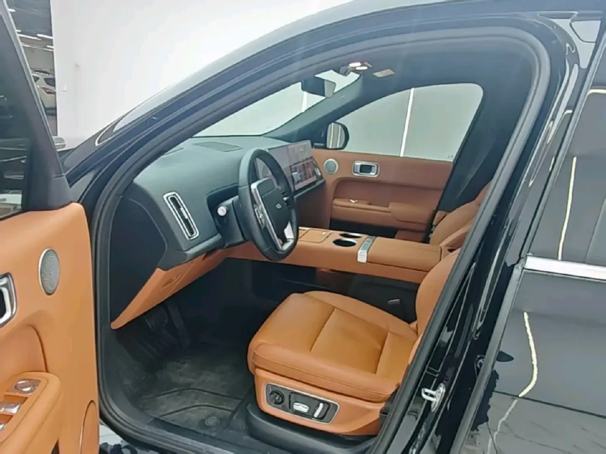 2023 Li L7 Range Extended 154HP REEV 40.9KWH,autocango,china used car exporter,china ev exporter,chinese used car exporter,chinese used ev exporter