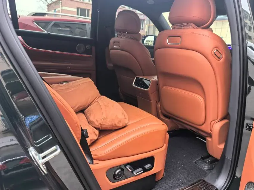 2024 AITO AITO M9 1.5T 152HP L4 REEV 42KWH,autocango,china used car exporter,china ev exporter,chinese used car exporter,chinese used ev exporter