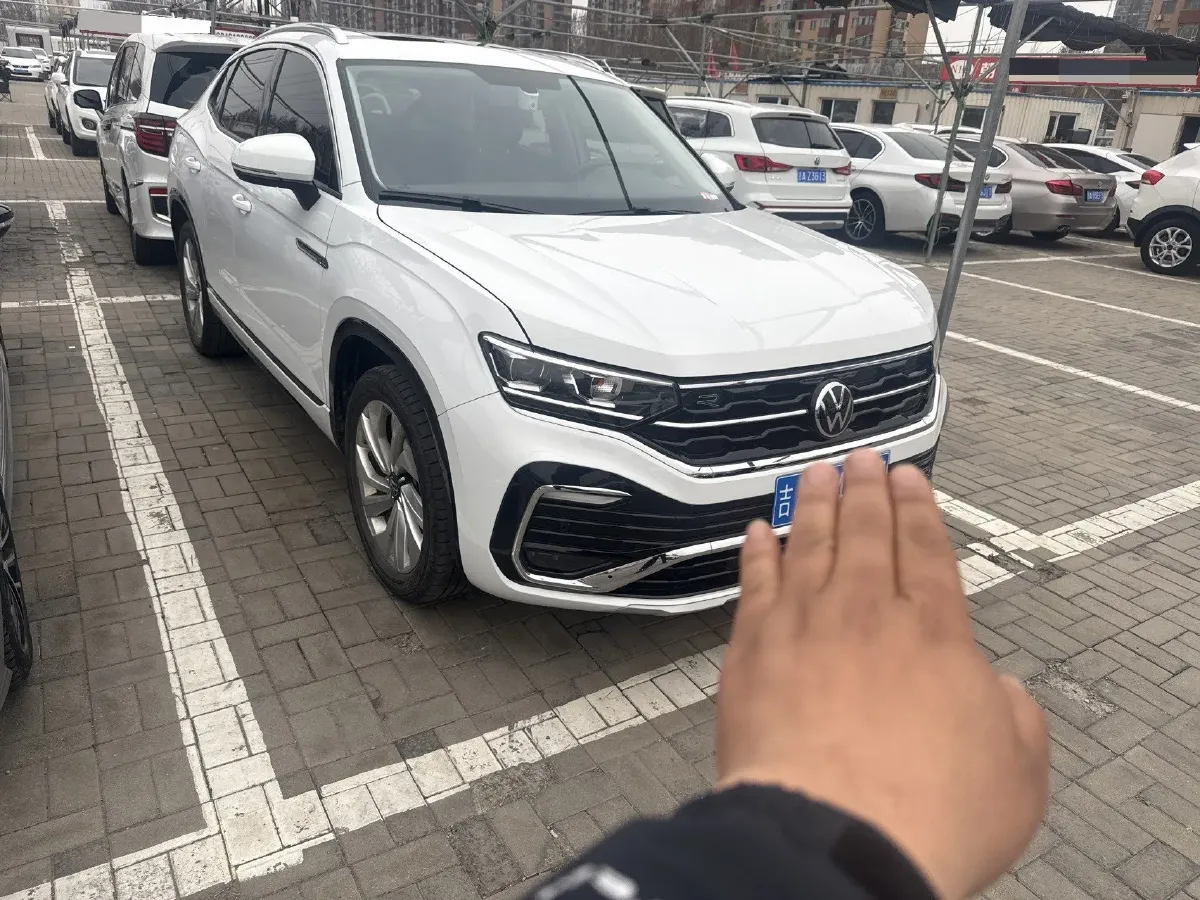2020 Volkswagen Tayron X 2.0T 186HP L4 7DCT,autocango,china used car exporter,china ev exporter,chinese used car exporter,chinese used ev exporter