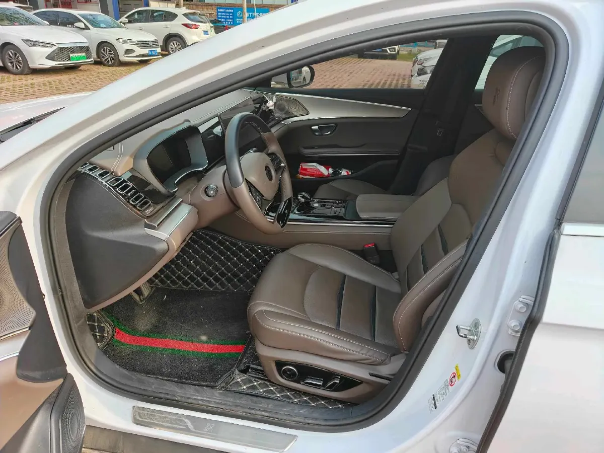 2020 WEY VV7 2.0T 227HP L4 7DCT PHEV,autocango,china used car exporter,china ev exporter,chinese used car exporter,chinese used ev exporter