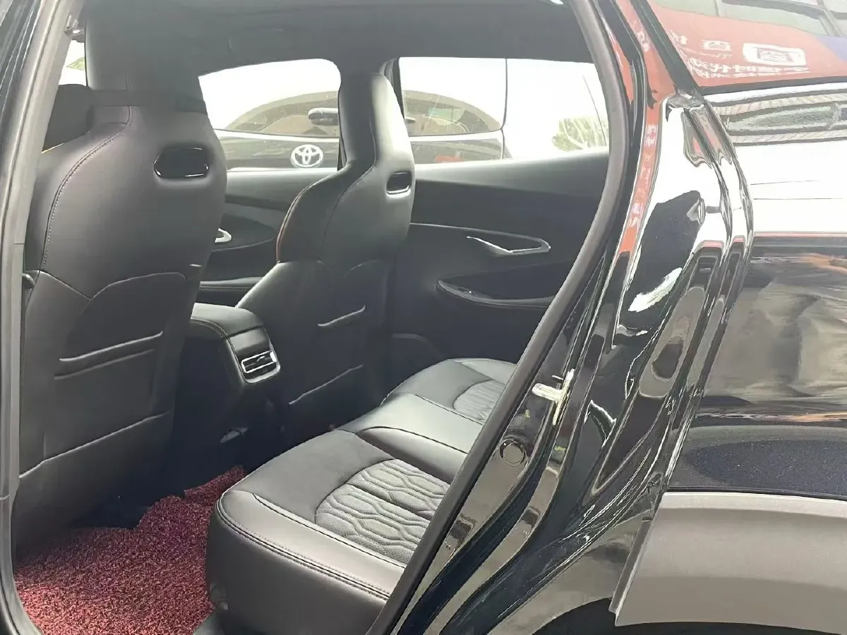 2022 ChangAn UNI-T 1.5T 188HP L4 7DCT,autocango,china used car exporter,china ev exporter,chinese used car exporter,chinese used ev exporter