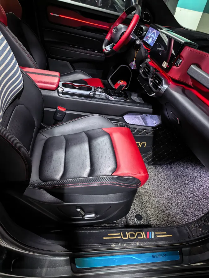 2020 Geely ICON 1.5T 177HP L3 7DCT,autocango,china used car exporter,china ev exporter,chinese used car exporter,chinese used ev exporter