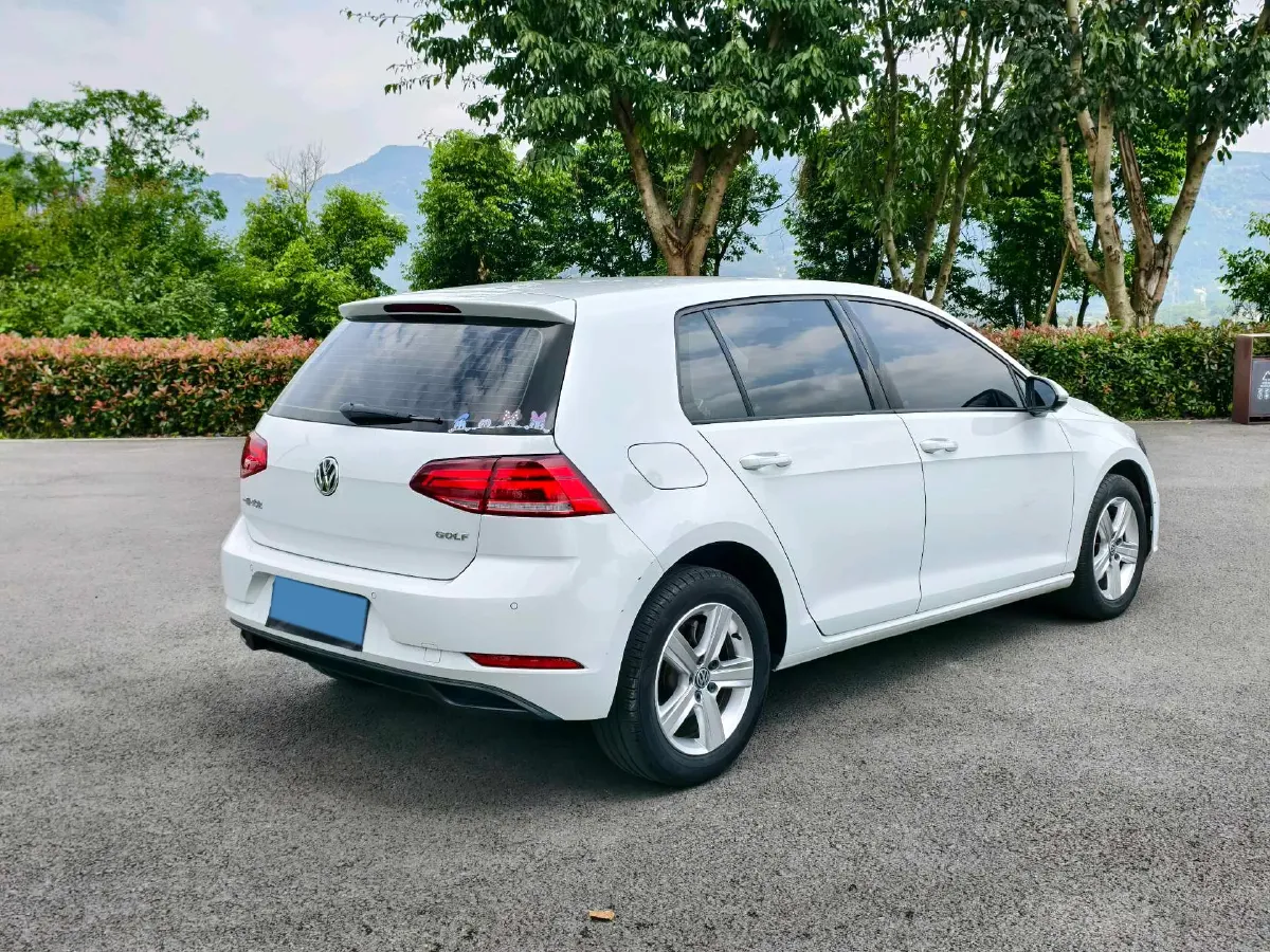 2018 Volkswagen Golf 1.6L 110HP L4 6AT,autocango,china used car exporter,china ev exporter,chinese used car exporter,chinese used ev exporter