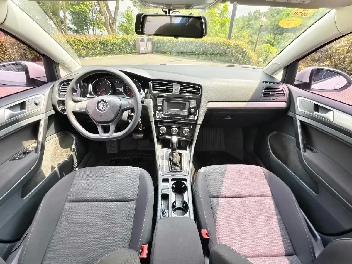 2018 Volkswagen Golf 1.6L 110HP L4 6AT,autocango,china used car exporter,china ev exporter,chinese used car exporter,chinese used ev exporter