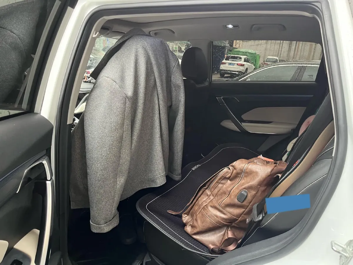 2022 Geely Azkarra 1.8T 184HP L4 7DCT,autocango,china used car exporter,china ev exporter,chinese used car exporter,chinese used ev exporter