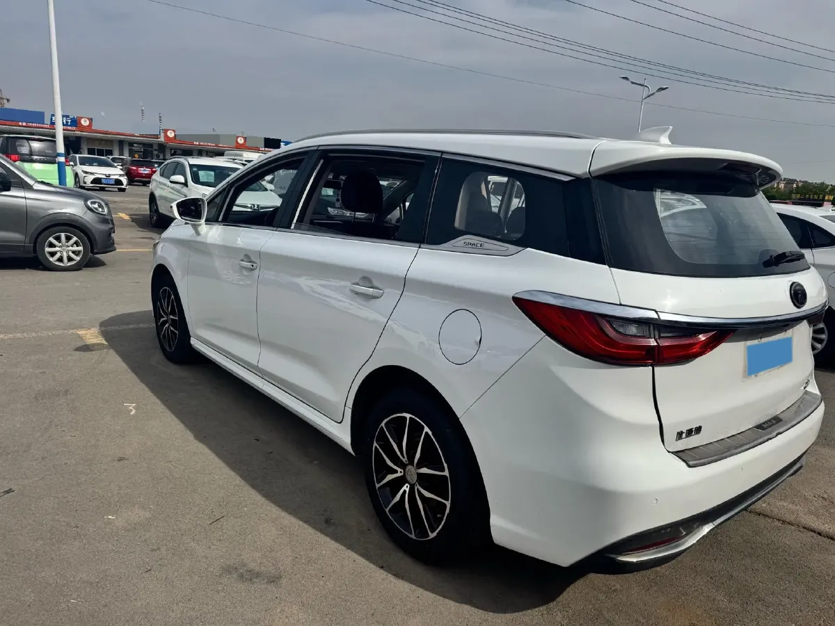 2018 BYD Song MAX 1.5T 154HP L4 6DCT,autocango,china used car exporter,china ev exporter,chinese used car exporter,chinese used ev exporter