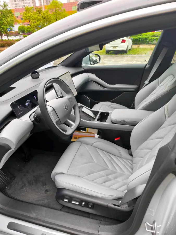 2026 BMW 3 Series 2.0T 245HP L4 8AT,autocango,china used car exporter,china ev exporter,chinese used car exporter,chinese used ev exporter