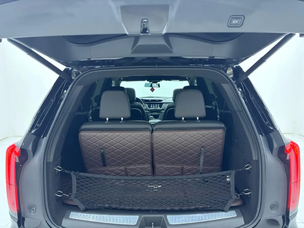 2022 Cadillac XT6 2.0T 237HP L4 9AT,autocango,china used car exporter,china ev exporter,chinese used car exporter,chinese used ev exporter