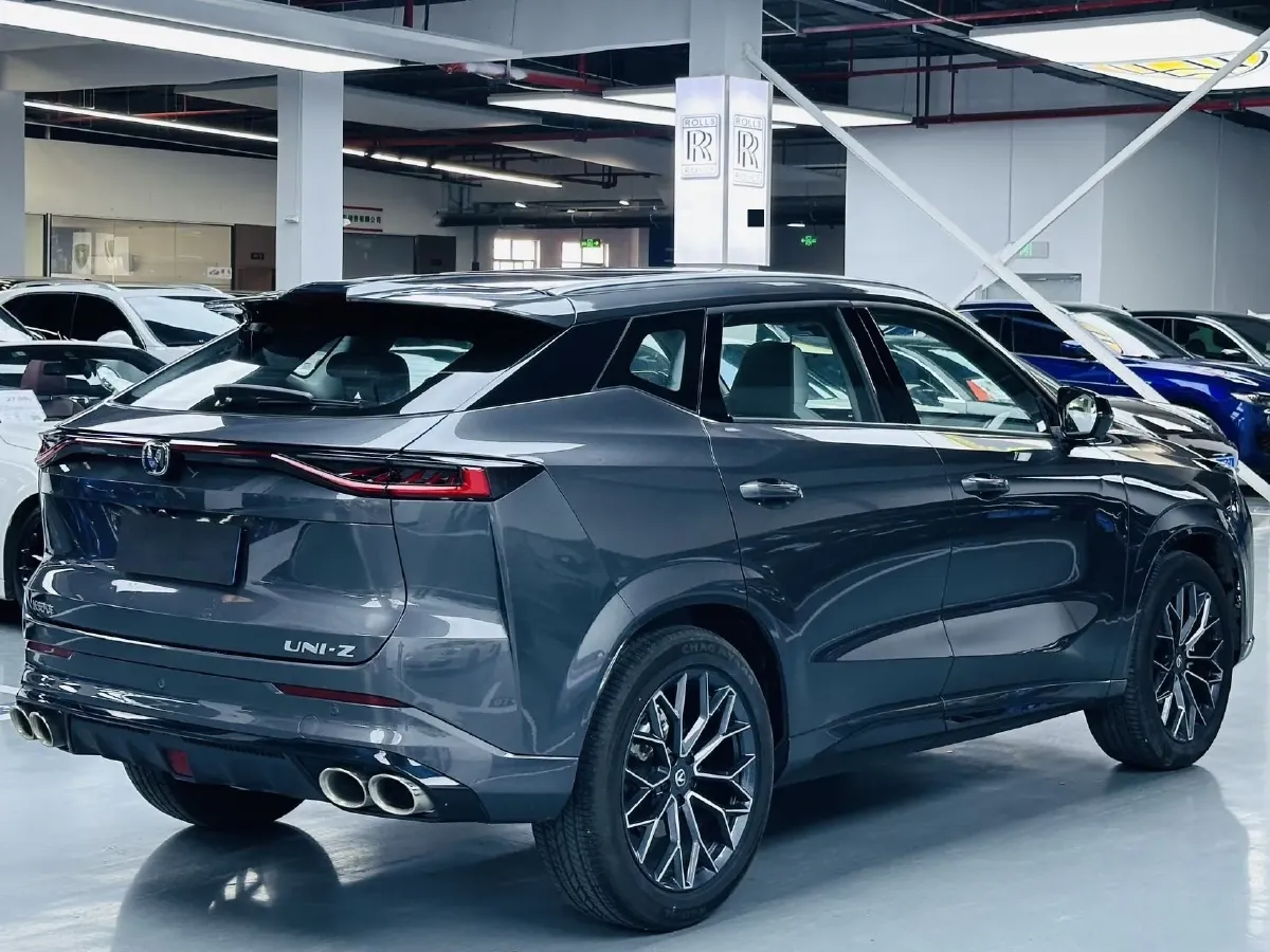 2025 ChangAn UNI-Z 1.5T 188HP L4 7DCT,autocango,china used car exporter,china ev exporter,chinese used car exporter,chinese used ev exporter