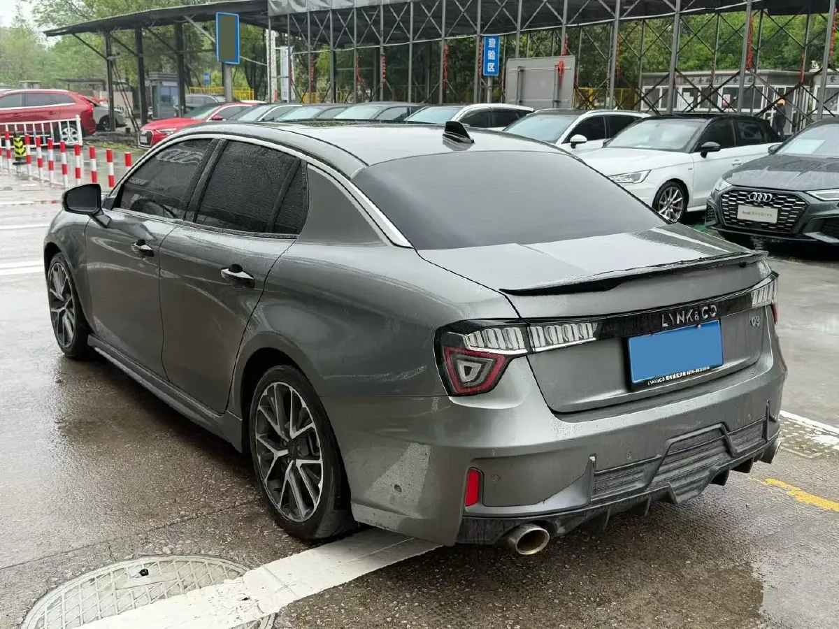 2022 LYNK&CO 03 2.0T 190HP L4 7DCT,autocango,china used car exporter,china ev exporter,chinese used car exporter,chinese used ev exporter