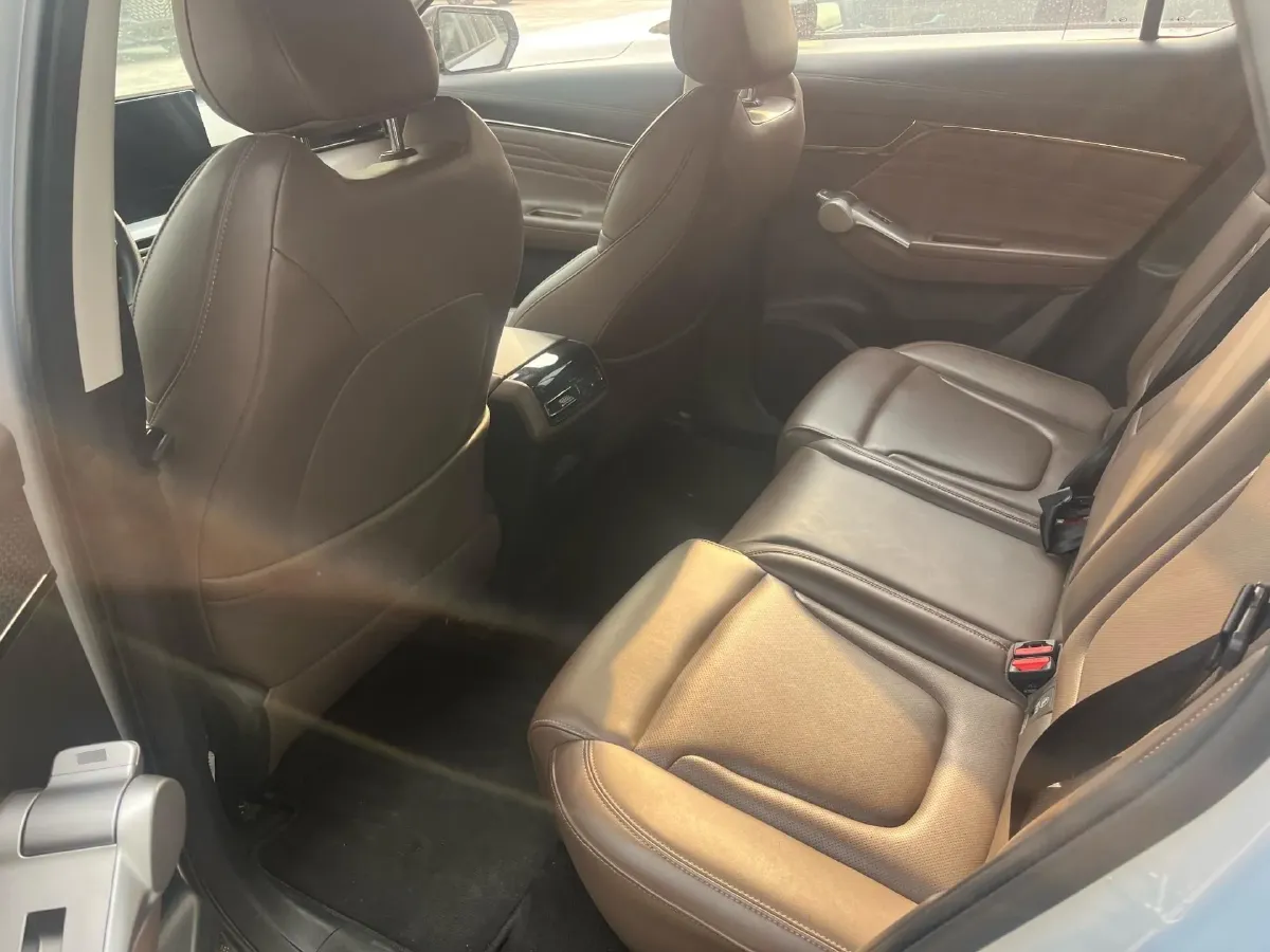 2024 GAC Trumpchi GS4 1.5T 177HP L4 7DCT,autocango,china used car exporter,china ev exporter,chinese used car exporter,chinese used ev exporter