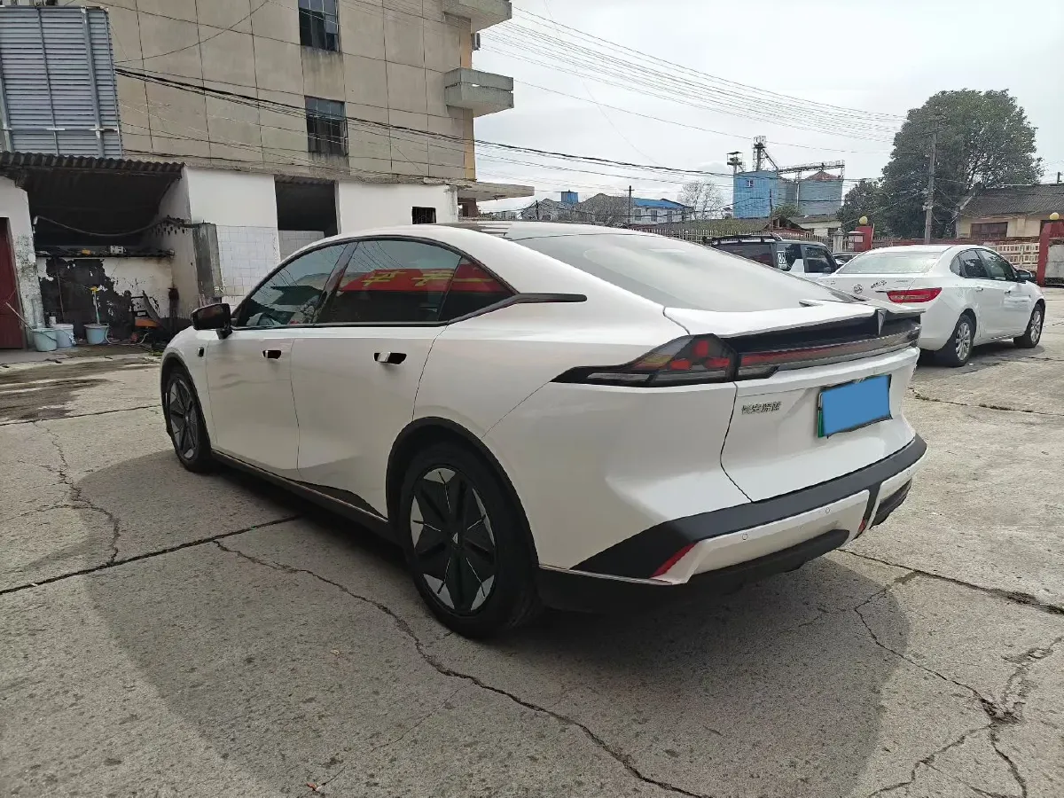 2022 DongFeng Forthing LingZhi EV BEV 68.4KWH,autocango,china used car exporter,china ev exporter,chinese used car exporter,chinese used ev exporter