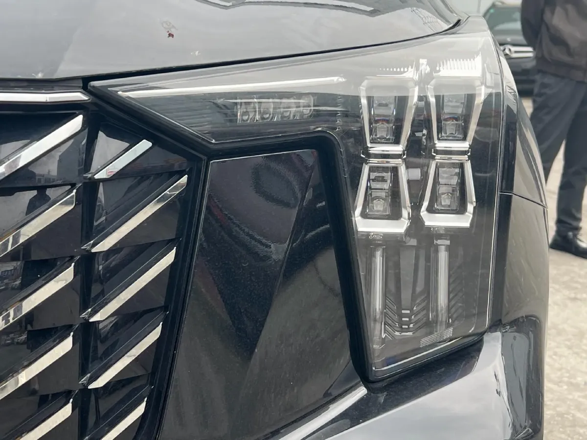 2025 GAC Trumpchi GS8 2.0T 252HP L4 8AT,autocango,china used car exporter,china ev exporter,chinese used car exporter,chinese used ev exporter