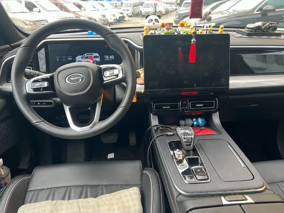 2025 GAC Trumpchi GS8 2.0T 252HP L4 8AT,autocango,china used car exporter,china ev exporter,chinese used car exporter,chinese used ev exporter