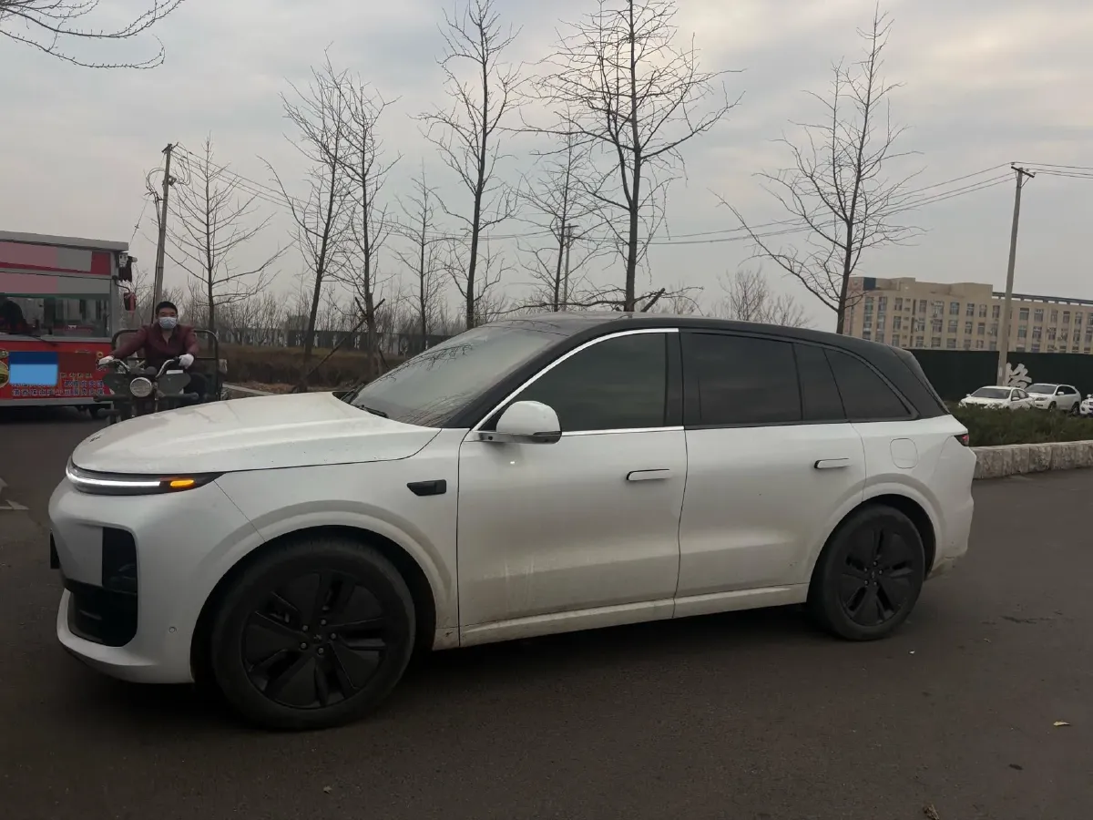 2024 Li L6 Range Extended 154HP L4 REEV 36.8KWH,autocango,china used car exporter,china ev exporter,chinese used car exporter,chinese used ev exporter