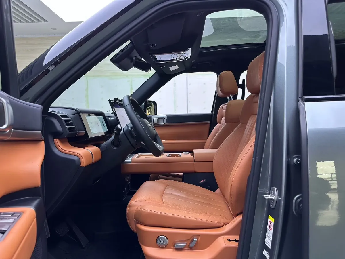 2025 FangChengBao Tai 7 1.5T 156HP L4 E-CVT PHEV,autocango,china used car exporter,china ev exporter,chinese used car exporter,chinese used ev exporter