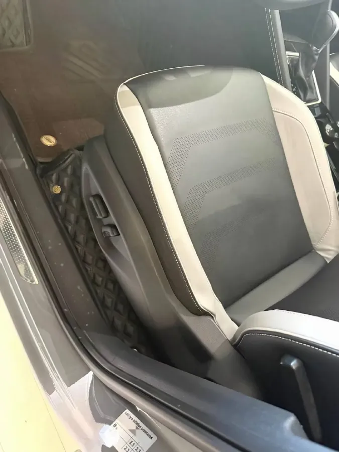 2022 Jetta VS7 1.4T 150HP L4 6AT,autocango,china used car exporter,china ev exporter,chinese used car exporter,chinese used ev exporter