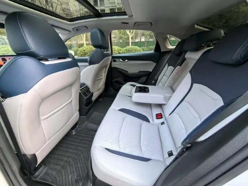 2021 Geely Preface 2.0T 190HP L4 7DCT,autocango,china used car exporter,china ev exporter,chinese used car exporter,chinese used ev exporter