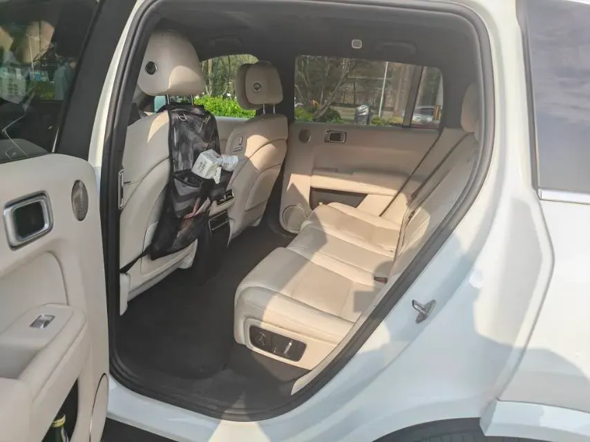 2023 Li L7 Range Extended 154HP REEV 40.9KWH,autocango,china used car exporter,china ev exporter,chinese used car exporter,chinese used ev exporter