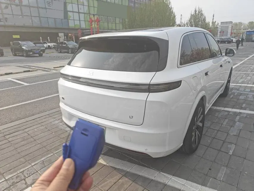 2023 Li L7 Range Extended 154HP REEV 40.9KWH,autocango,china used car exporter,china ev exporter,chinese used car exporter,chinese used ev exporter