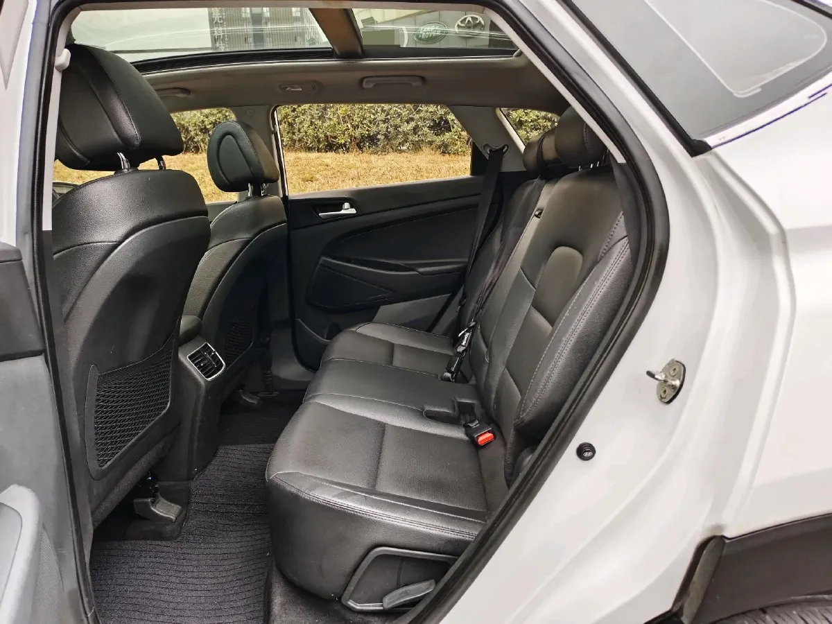 2018 Hyundai ix35 2.0L 160HP L4 6AT,autocango,china used car exporter,china ev exporter,chinese used car exporter,chinese used ev exporter