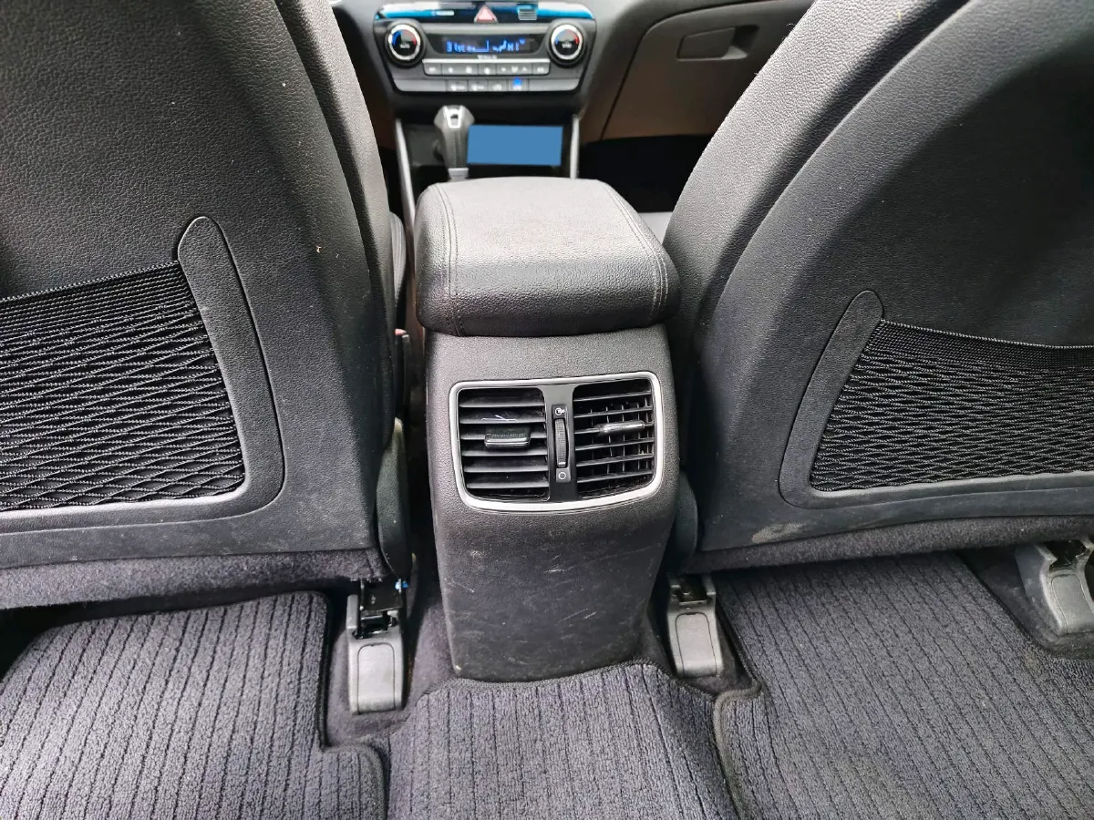 2018 Hyundai ix35 2.0L 160HP L4 6AT,autocango,china used car exporter,china ev exporter,chinese used car exporter,chinese used ev exporter