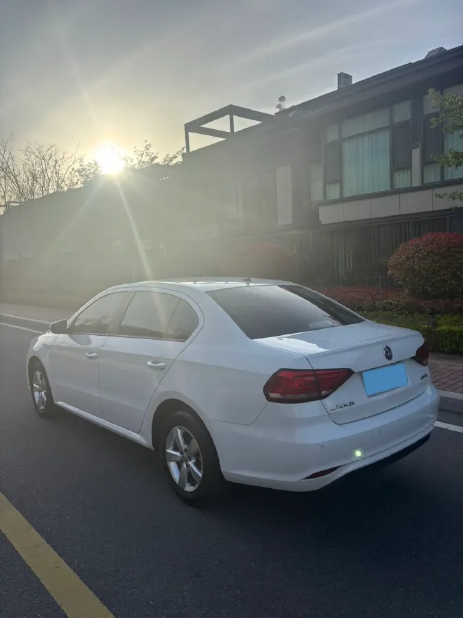 2019 Volkswagen T-Cross 1.5L 113HP L4 6AT,autocango,china used car exporter,china ev exporter,chinese used car exporter,chinese used ev exporter