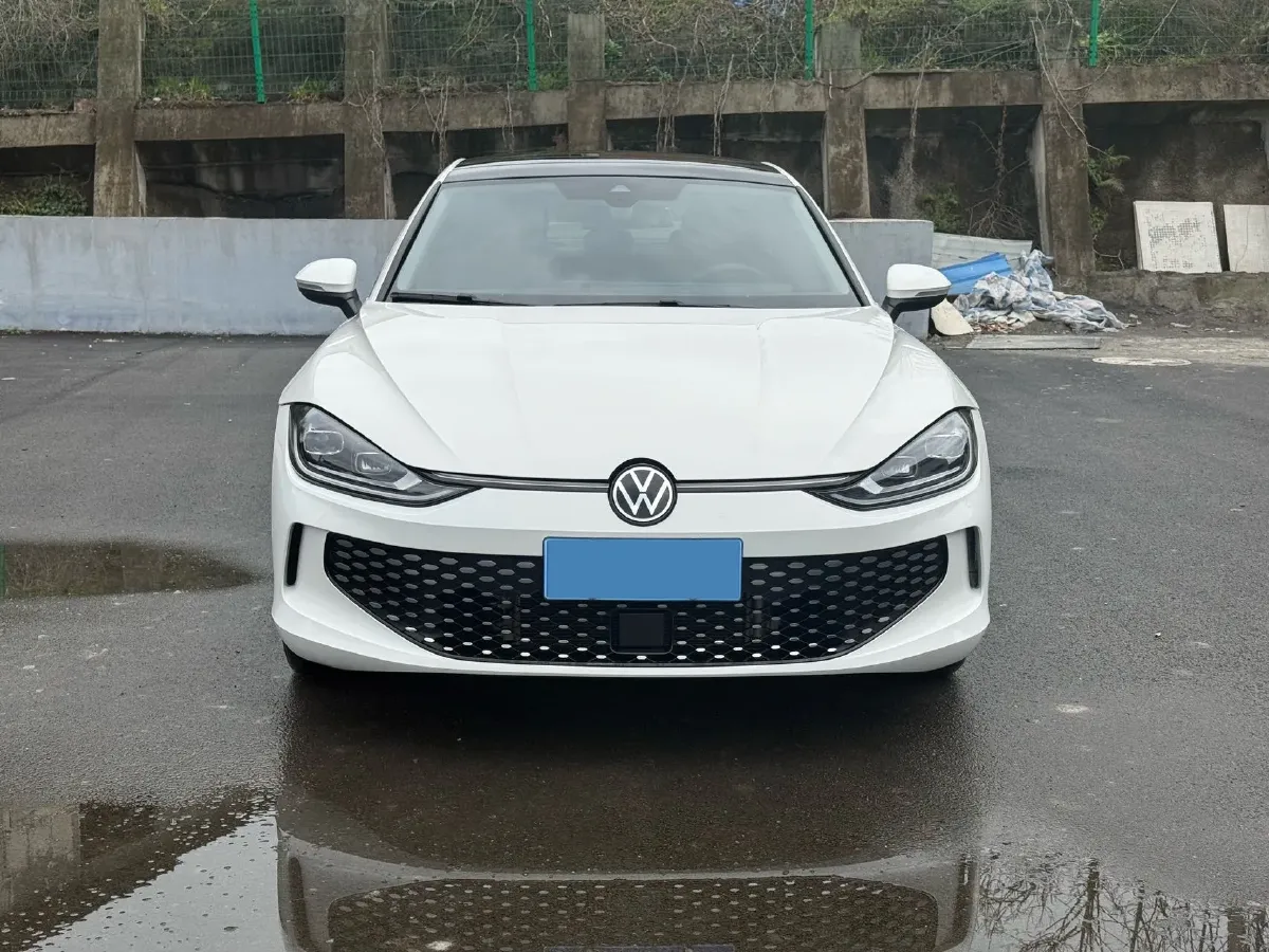 2023 Volkswagen Lamando 1.4T 150HP L4 7DCT,autocango,china used car exporter,china ev exporter,chinese used car exporter,chinese used ev exporter