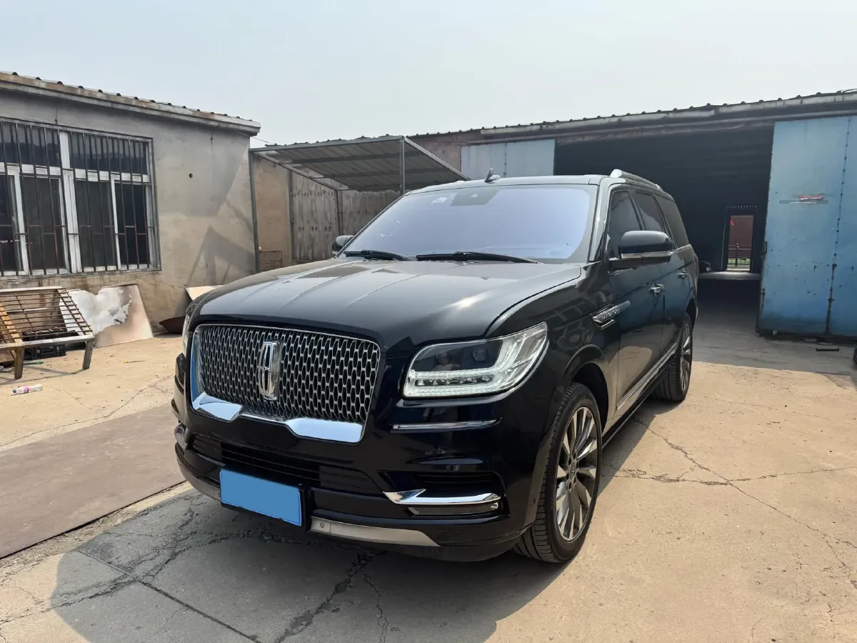 2019 Lincoln Navigator 3.5T 388HP V6 10AT,autocango,china used car exporter,china ev exporter,chinese used car exporter,chinese used ev exporter