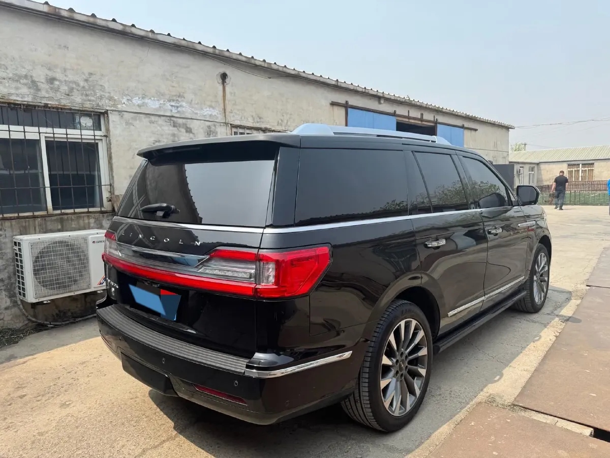 2019 Lincoln Navigator 3.5T 388HP V6 10AT,autocango,china used car exporter,china ev exporter,chinese used car exporter,chinese used ev exporter
